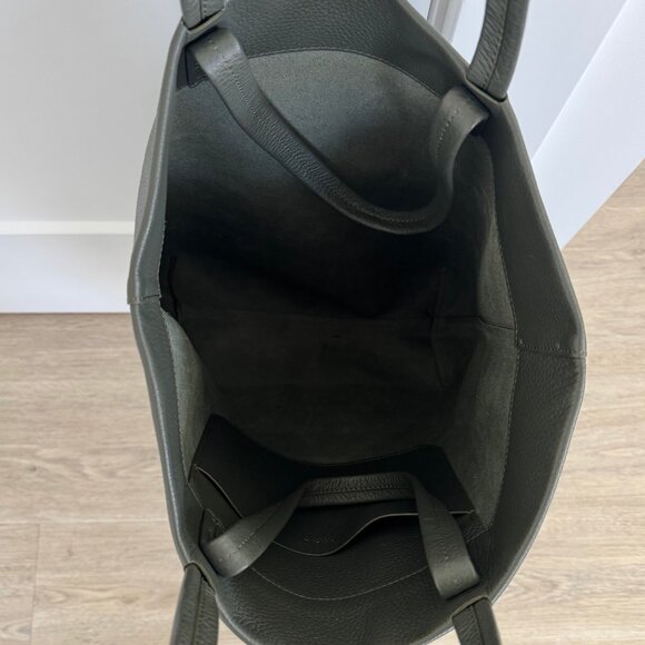 Cuyana Tall Easy Tote - Picture 3 of 5